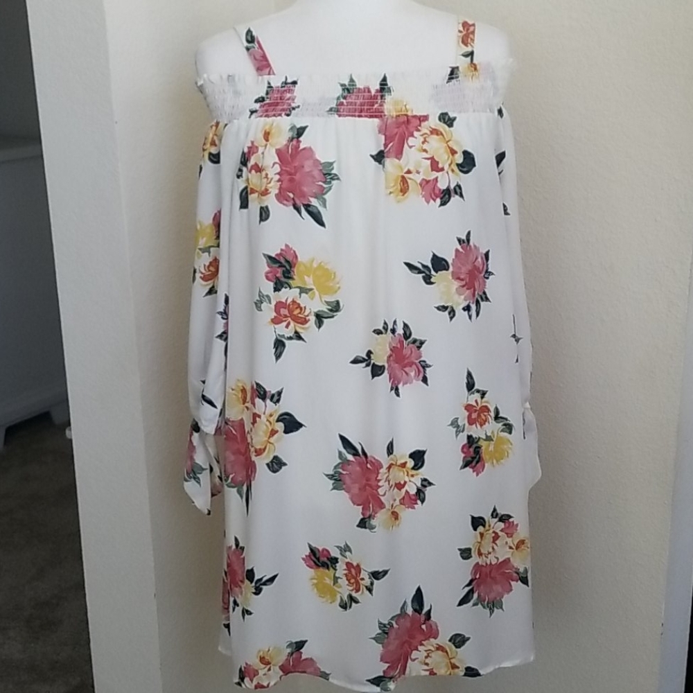 AS U WISH BEAUTIFUL FLORAL FLOWING DRESS